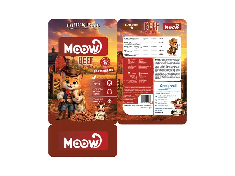 Moow Farm Series sığır etli yaş kedi maması için hazırlanan illüstrasyonlu ön ve arka yüz ambalaj tasarımı.